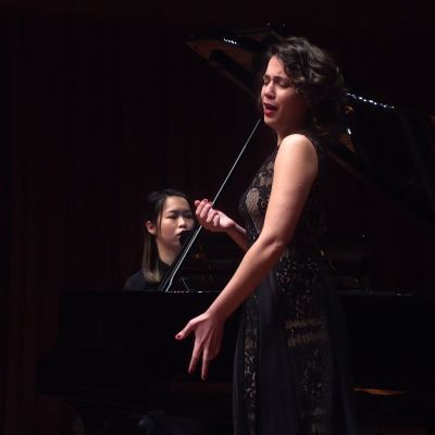 Guildhall singer performs in Songs at Six with piano accompanist